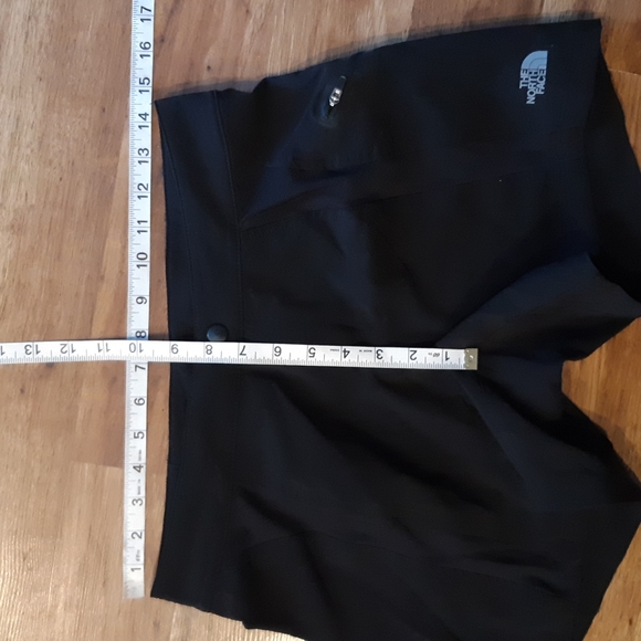 The north face apex flight series athletic workout hiking black shorts womens - Picture 8 of 9